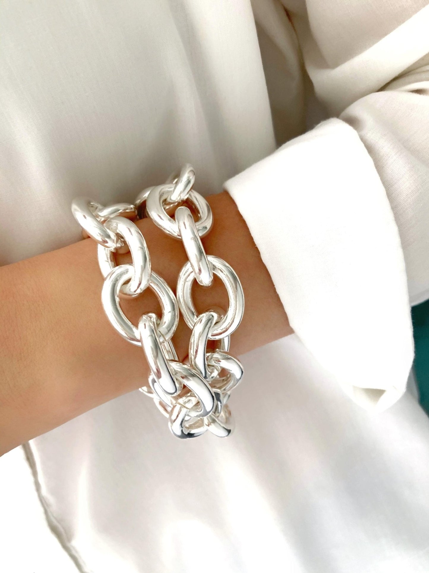 The Iseo Bracelet β Chunky Silver Double Tour Bracelet | Lightweight Statement Toggle Clasp Jewelry, Gift for Her - Karl & kate
