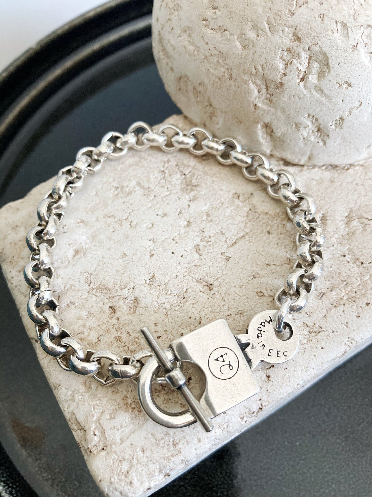 Silver bracelet, Lock Clasp Bracelet, Silver Toggle Clasp Bracelet, Lock bracelet, T bracelet