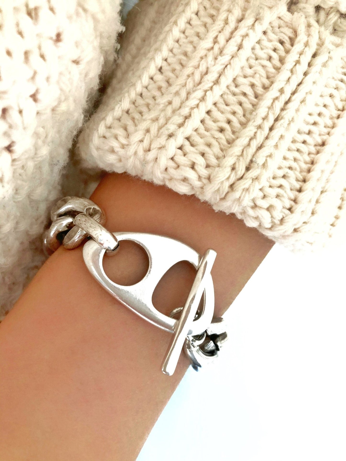 The Cadaqués Bracelet – Heavy Silver Statement Chain | Elegant Toggle Clasp Personalized Jewelry, Gift for Her - Karl & kate