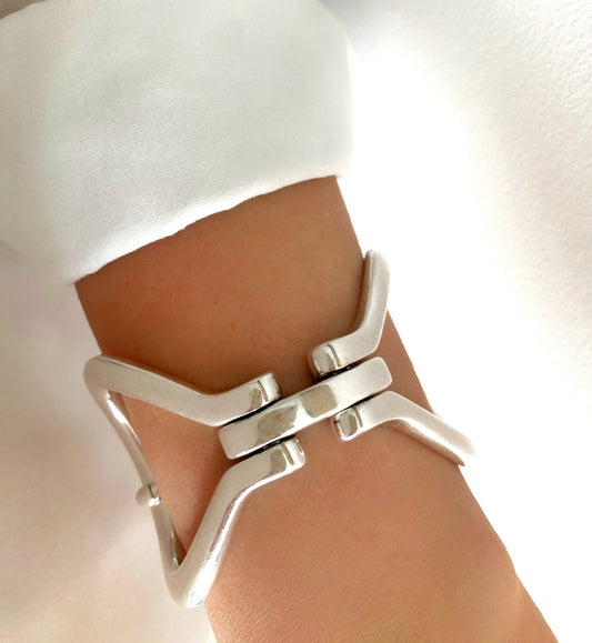The Valencia Bracelet – Chunky Silver Wrap Bracelet | Bold Statement Link Design, Gift for Her - Karl & kate