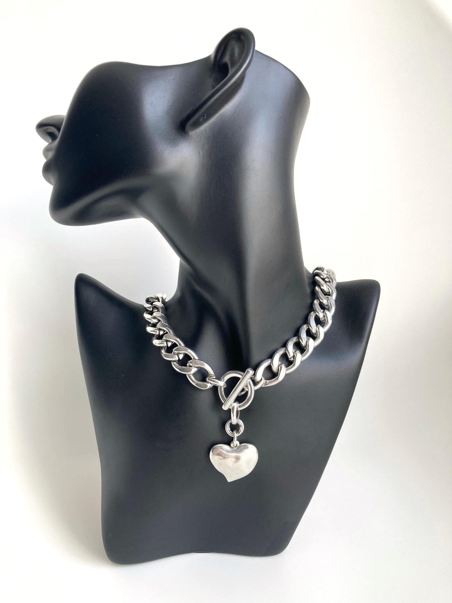 The Valletta Necklace – Chunky Silver Heart Charm Choker | Bold Statement Chain Necklace, Gift for Her - Karl & kate